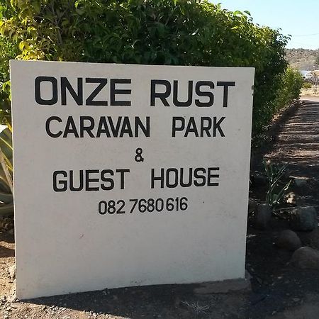 Onze Rust Guest House And Caravanpark Colesberg Bagian luar foto